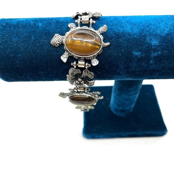 Turtle Silvertone Oval Tigers Eye Cabochon Sea Turtle Floral link Bracelet - Picture 1 of 13